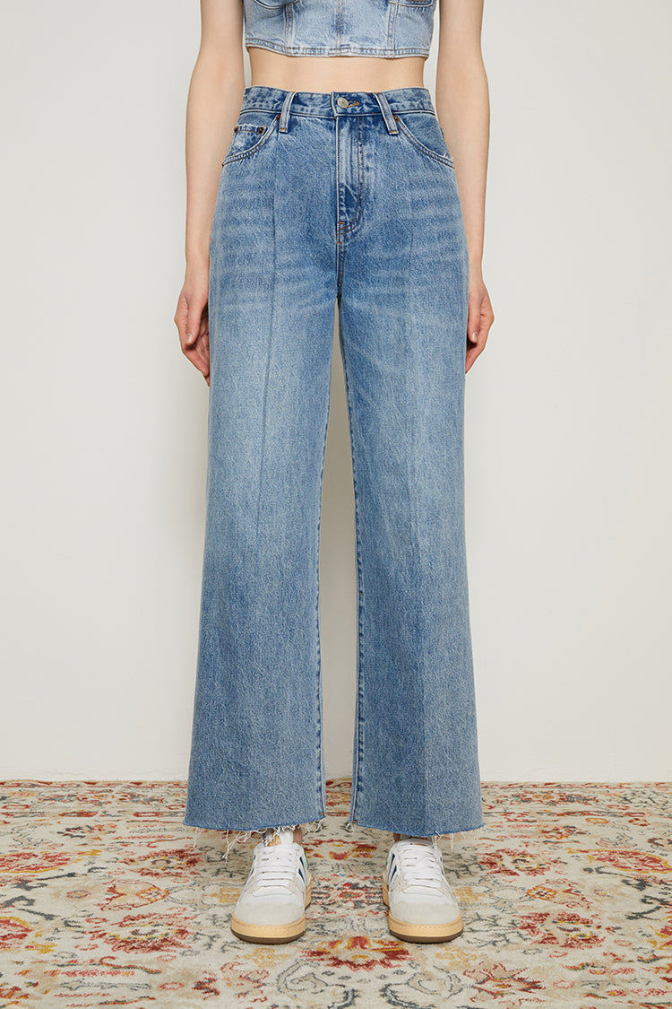 CHILL Pleat Straight Ankle Jeans