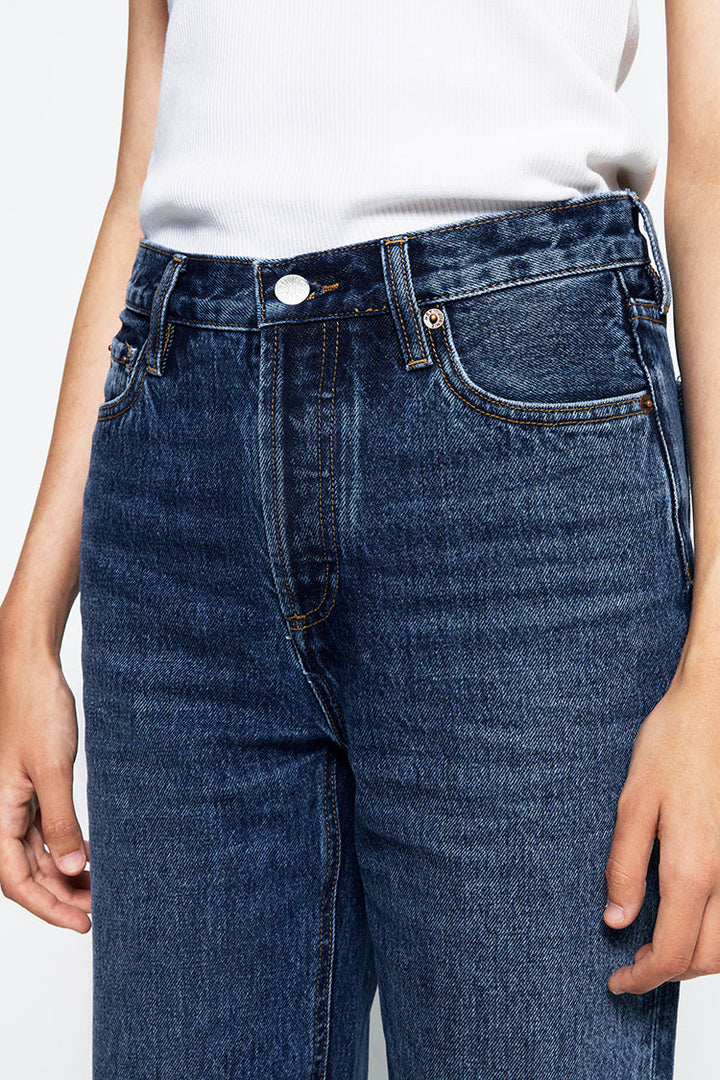 Manhattan High Rise Straight Ankle Jeans